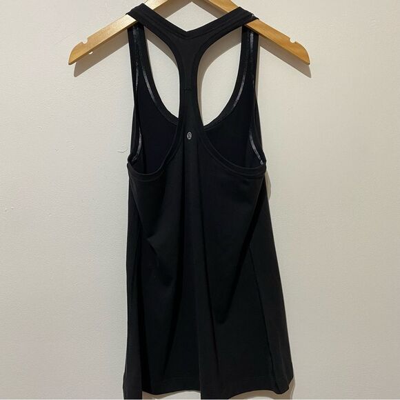 NWOT lululemon tank top - Picture 3 of 3